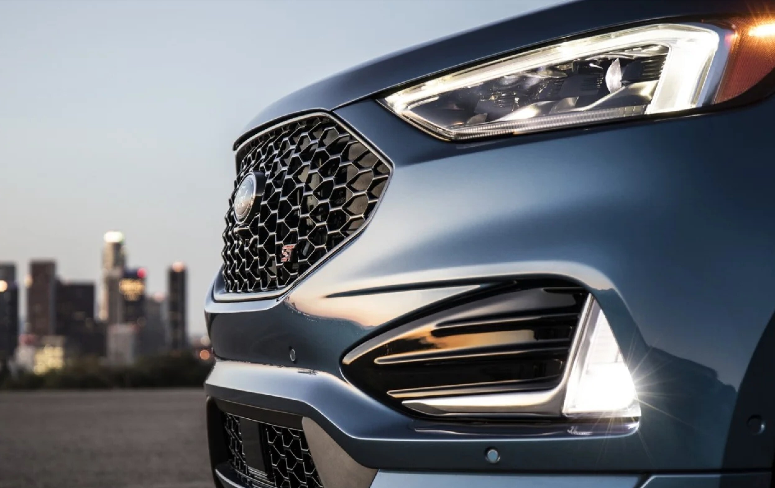 2022 Ford Edge Front Grill Near Me.png