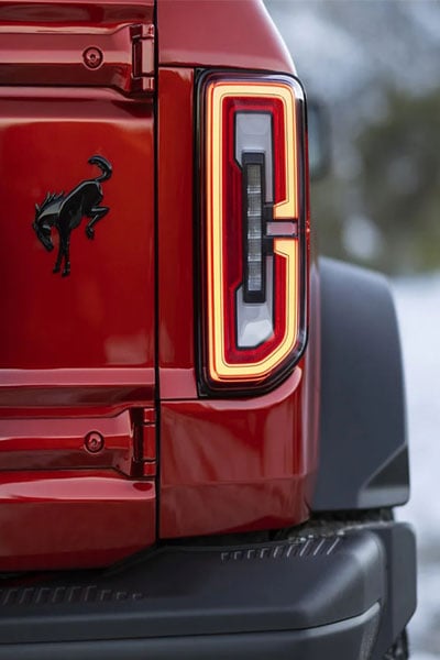 2023-ford-bronco-echargable.jpg