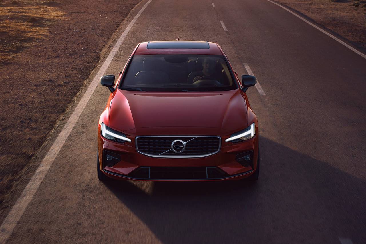 2023-Volvo_S60_Lease.jpeg