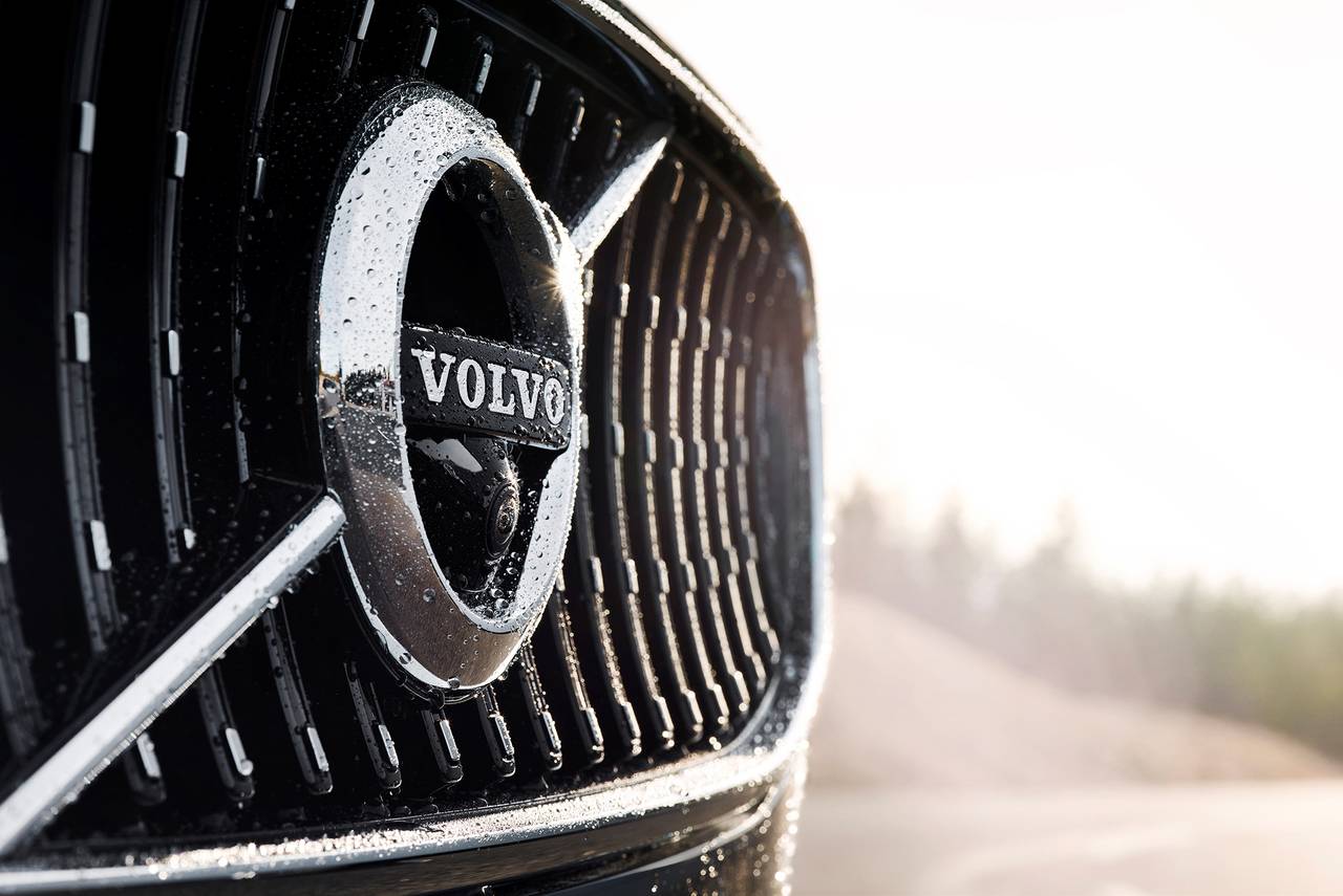 2023_Volvo_V90_Near_Connecticut.jpeg