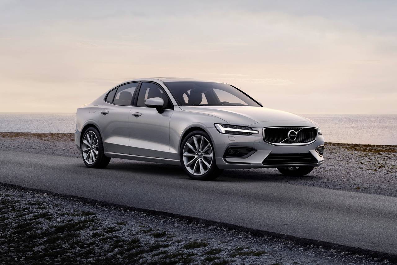 2023-Volvo_S60_Hartford_Connecticut.jpeg
