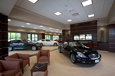 germainlexusofdublin_central_63401_showroom_4992x3320.jpg