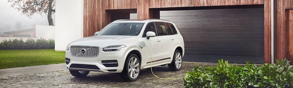 2019 Volvo XC90 Inscription T8.jpg