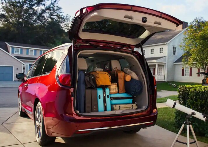 Pacifica Red Cargo Room Gillie Hyde Chrysler Glasgow Ky.PNG