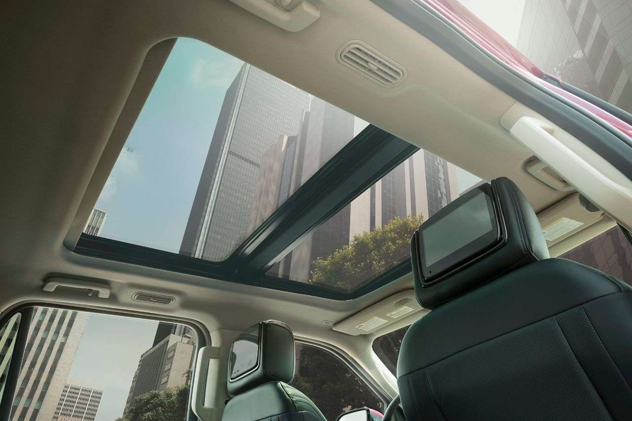 Expedition Moon Roof.jpeg