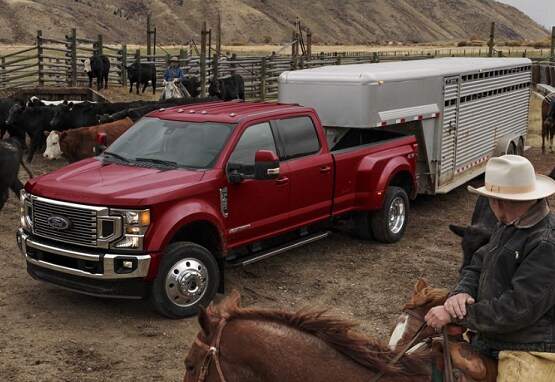 2020 Ford Super Duty Hauling Horses Gillie Hyde Glasgow KY.PNG