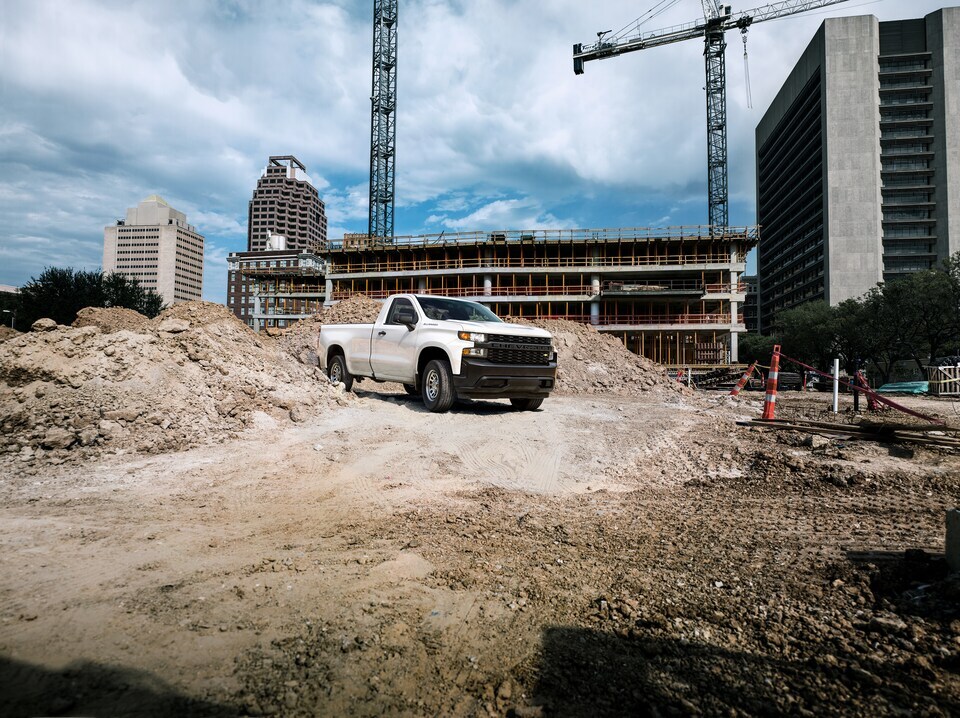 chevySilverado1500-1.jpg