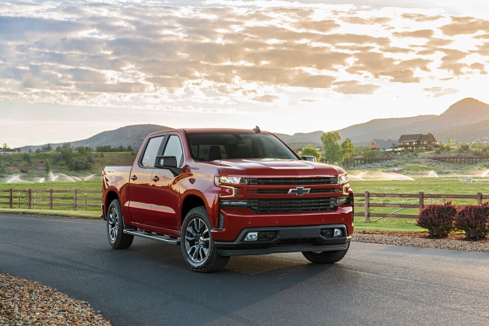 2020-Chevrolet-Silverado1500-RST-CrewCab-ShortBox-WheelAddOn-Truck-L01.png