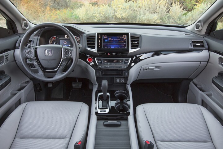 2017_Honda_Ridgeline___018.jpg