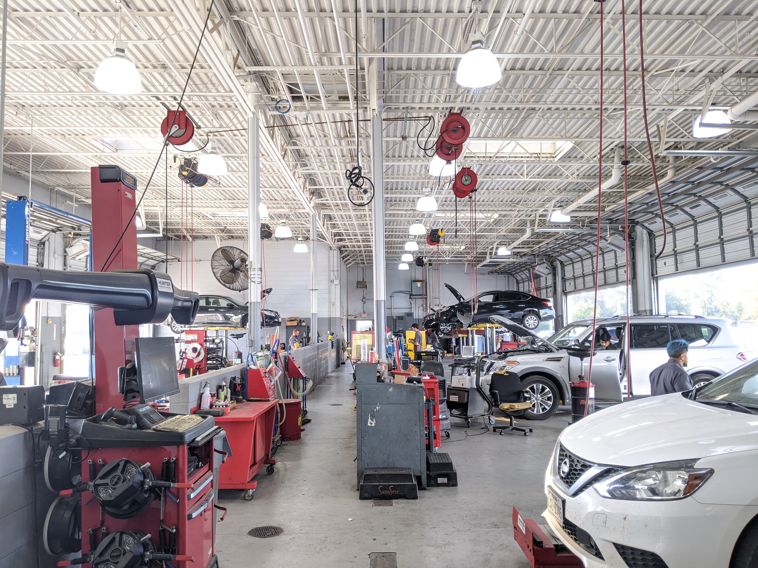 Nissan Service Center