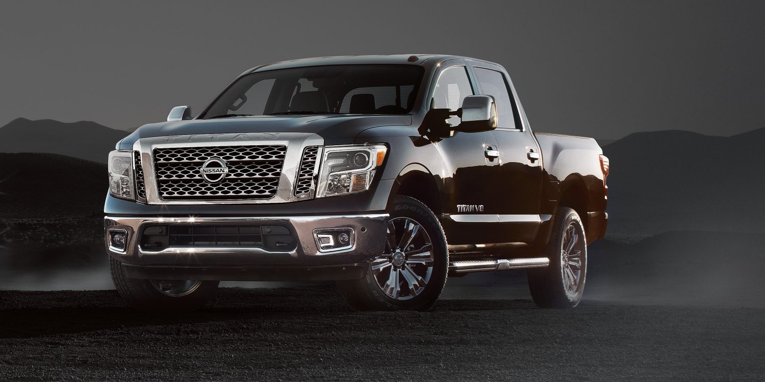 Nissan Titan Black.jpg