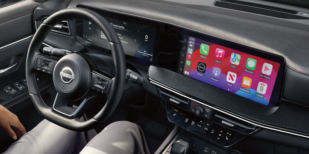 2025-nissan-kicks-dual-display.png