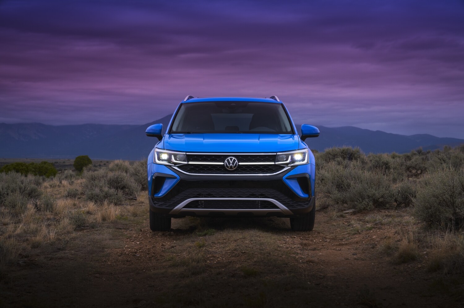 2022_Volkswagen_Taos-Small-12323.jpg