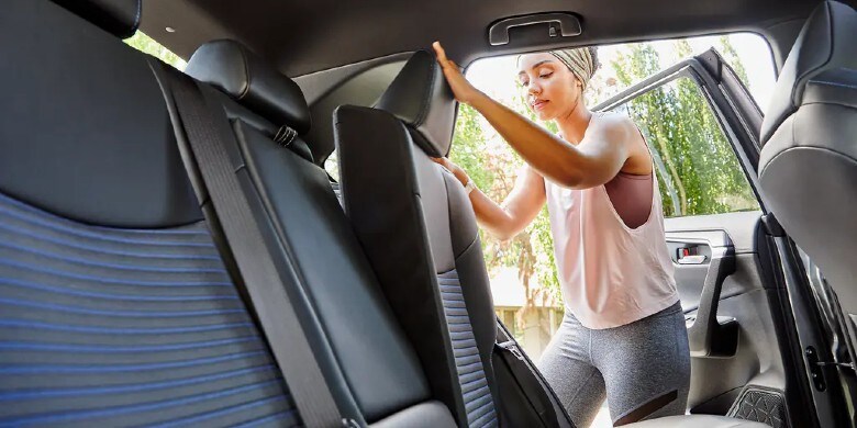 21_rav4hybrid_4.jpg