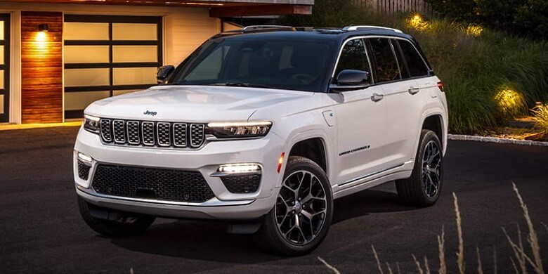 2023 Jeep Grand Cherokee 4xe models.jpg