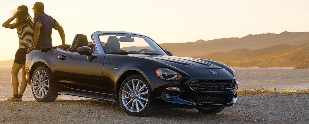 2017 FIAT 124 Spider Golling FIAT.jpg