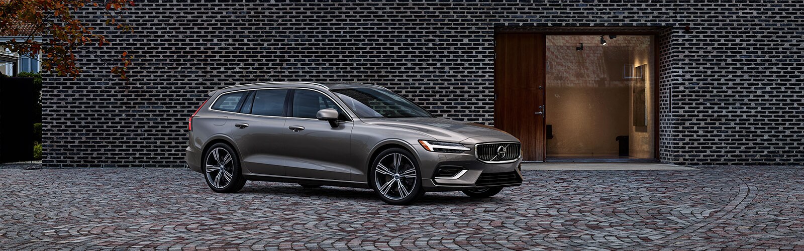 2020-xc60.png