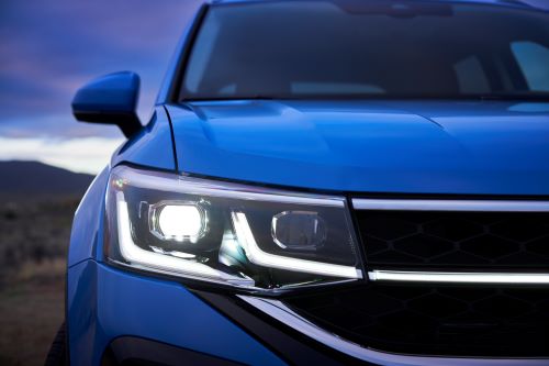 12318-2022VolkswagenTaos.jpg