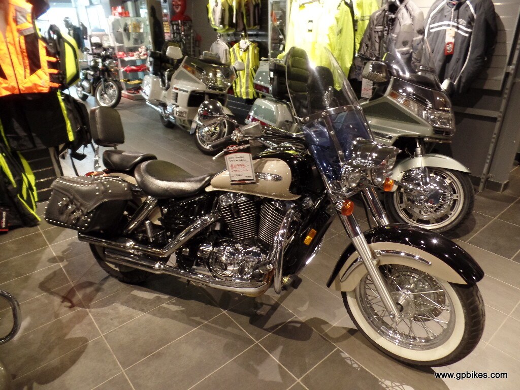 2000 Honda vt1100c3 aero #3