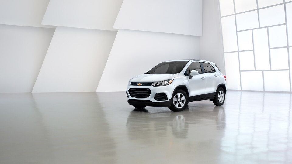 2021-Chevrolet-Trax-LS-SUV-L01.jpeg