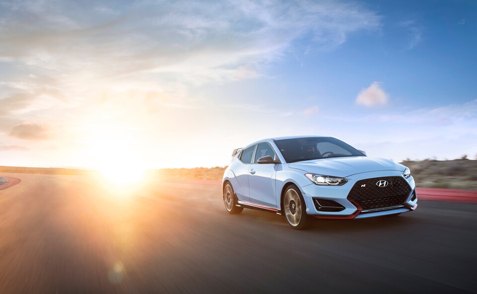 2021-Hyundai-Veloster-N-Base-Hatchback-L01.jpeg