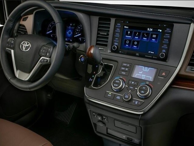 2019 Toyota Sienna interior