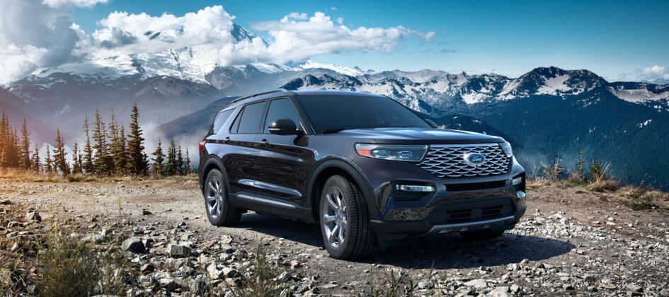 2021-Ford-Explorer-Platinum-SUV-L07.png