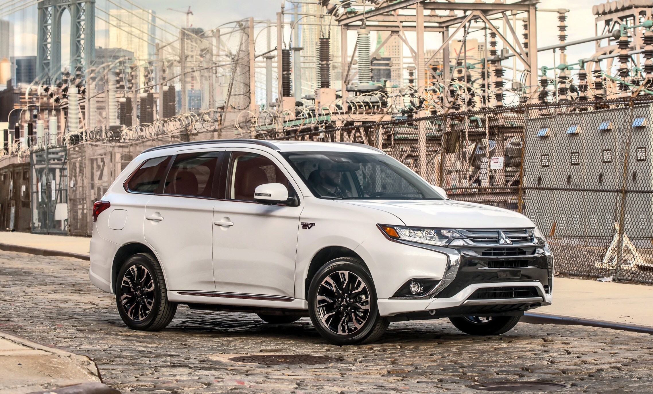 Mitsubishi Dealer Near Detroit Michigan 48226