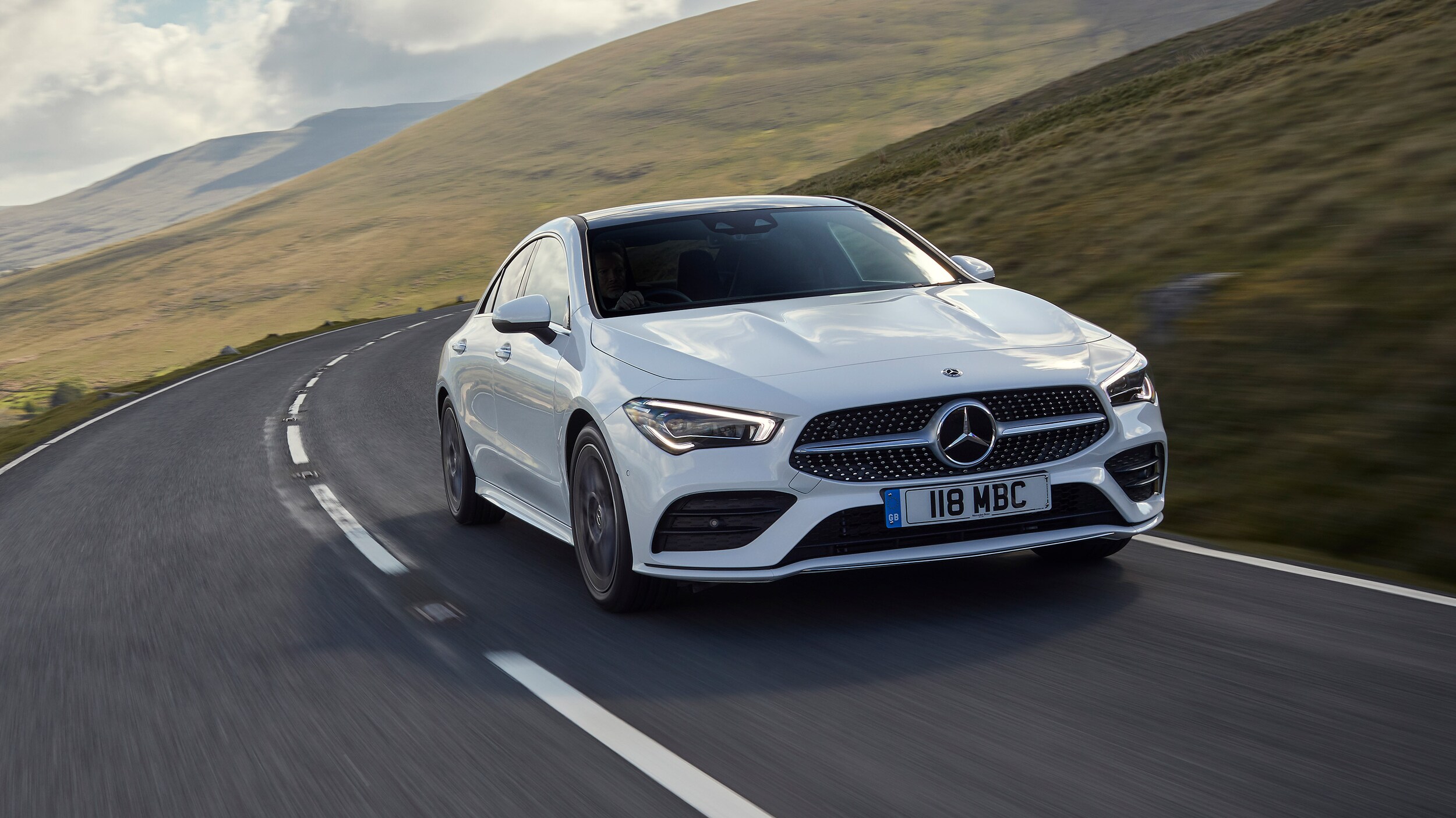 2020 Mercedes-Benz CLA250 Coupe review-2.jpg