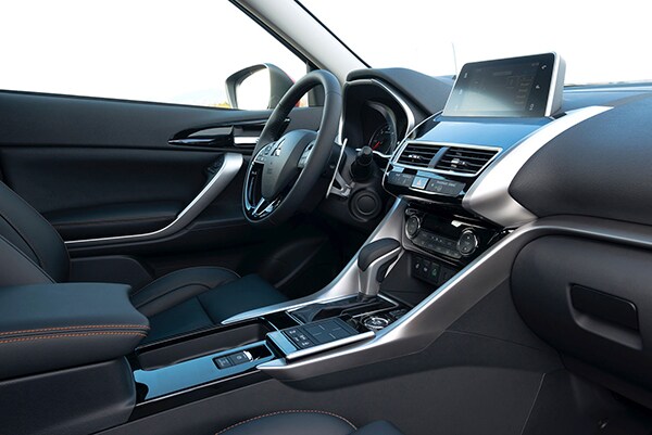Interior 600.jpg