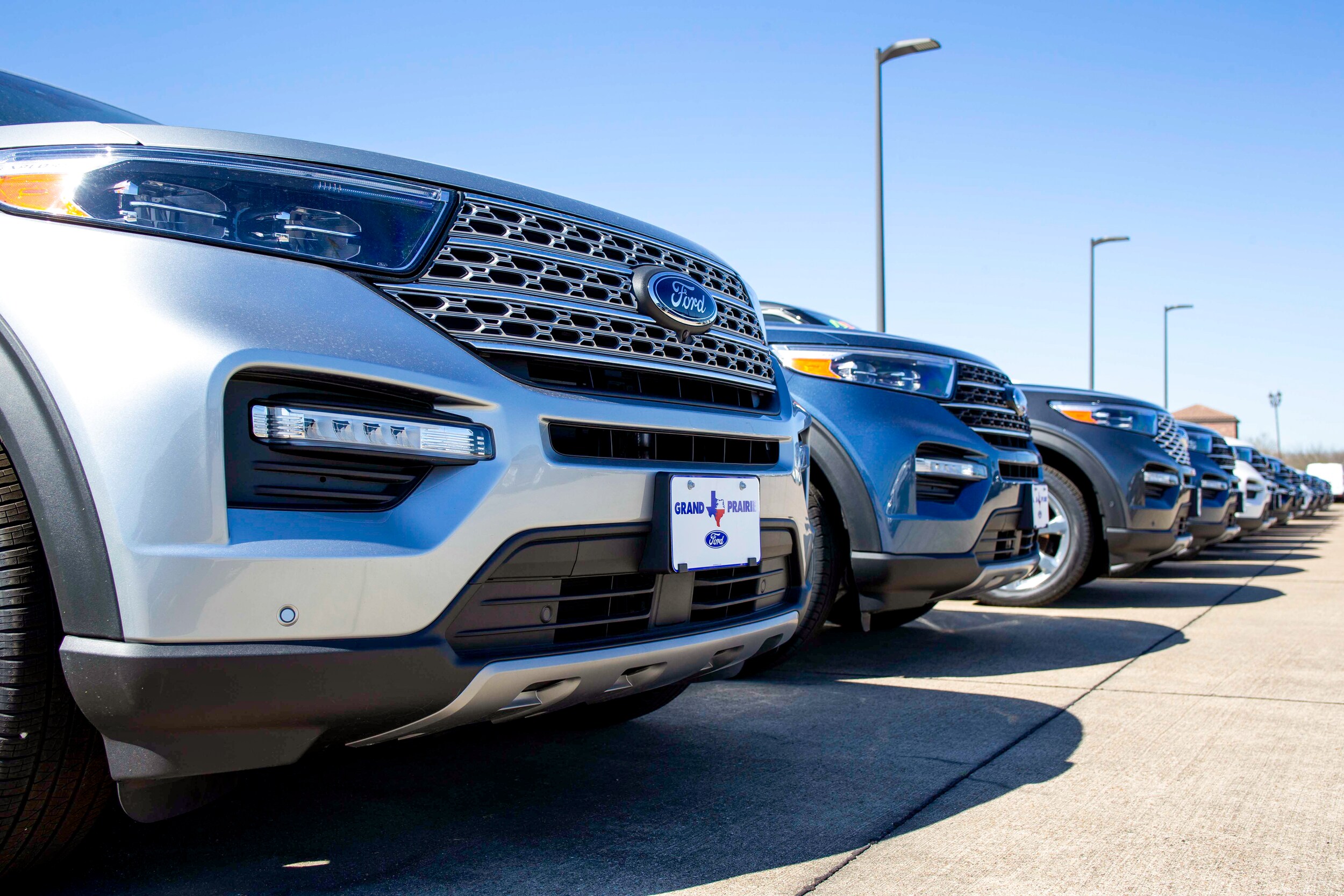 save money with car leasing