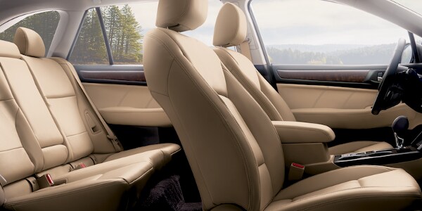 2019 Subaru Outback interior