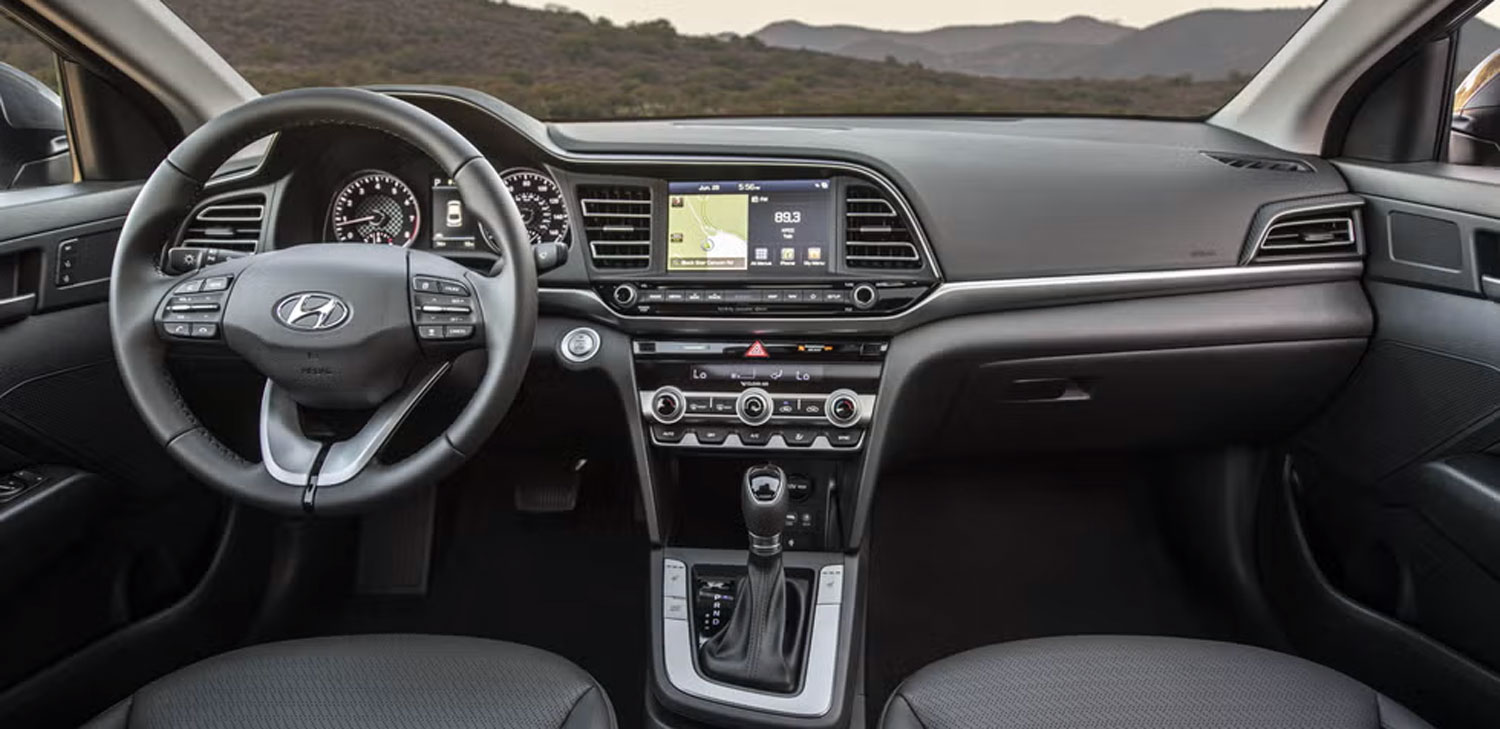 2020 Hyundai Elantra interior