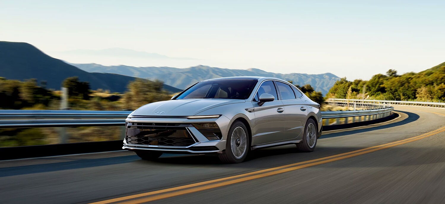 2025 Hyundai Sonata Hybrid 2025 Hyundai Sonata Hybrid