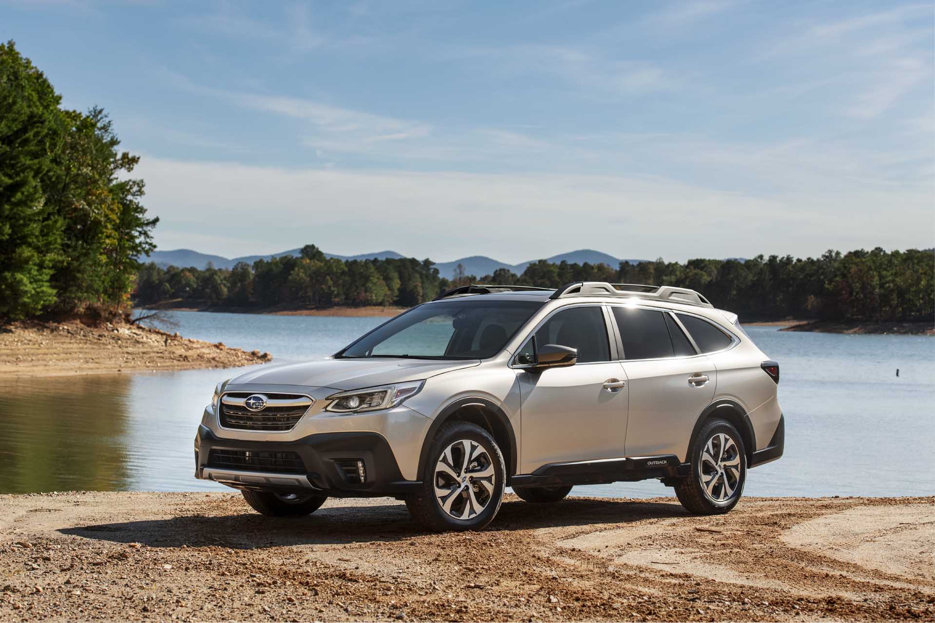 2020-subaru-outback_100727616_h.jpeg