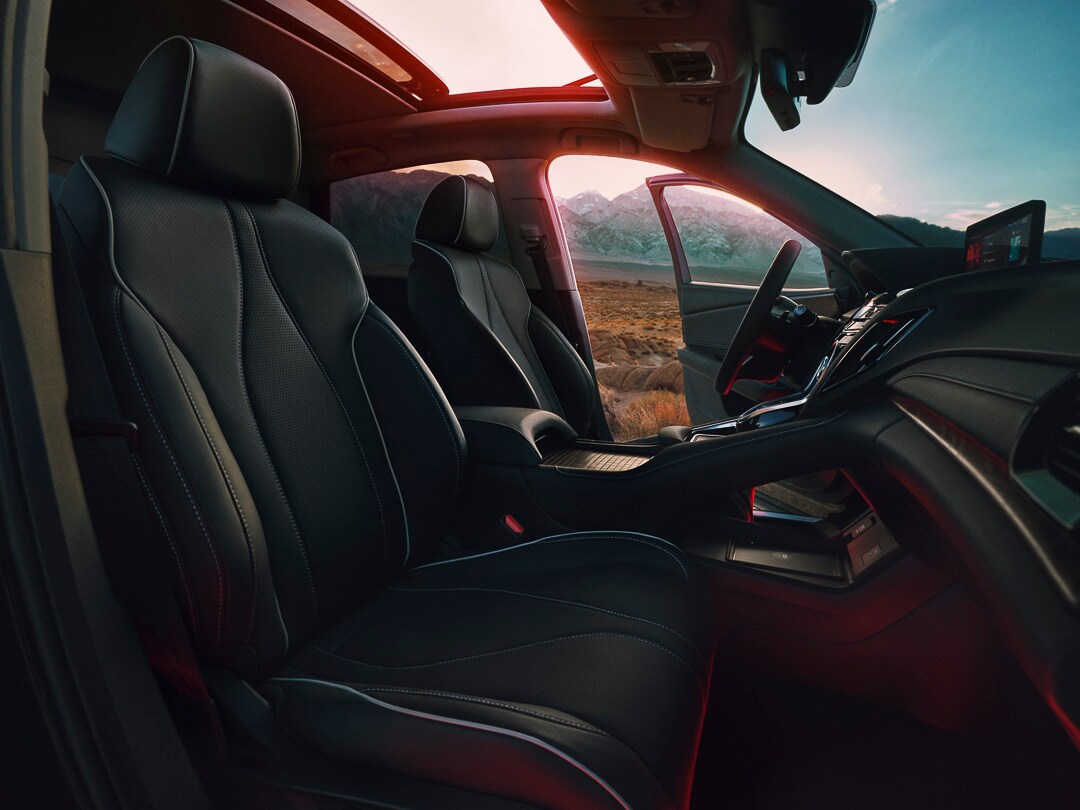 vue des sièges avant et de la planche de bord du Acura RDX 2022