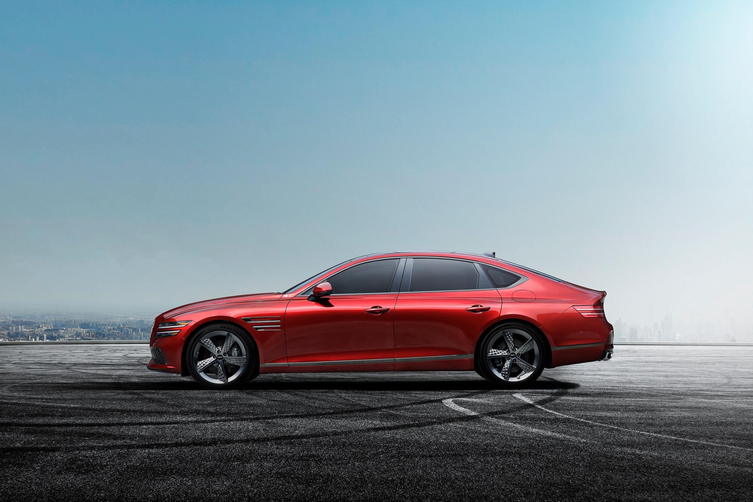 2022-Genesis-G80-3.5T-SportPrestige-Sedan-L04.jpg