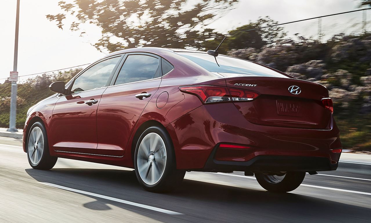 2021-Hyundai-Accent-Limited-Sedan-L22-b.JPG