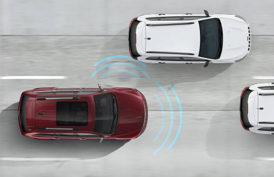 Tech Panel 2019 Jeep Grand Cherokee LaneSense departure warning on highway