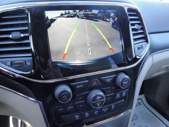 2019 Jeep Grand Cherokee Rearview reverse camera 2019 Jeep Grand Cherokee Rearview reverse camera