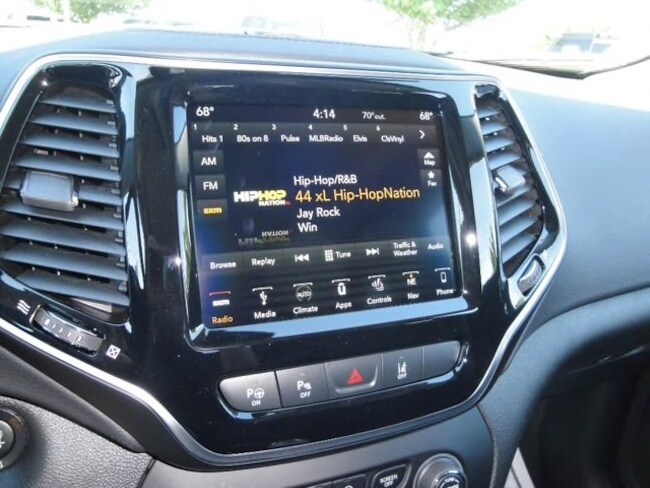 2019 Jeep Cherokee technology console 2019 Jeep Cherokee technology console