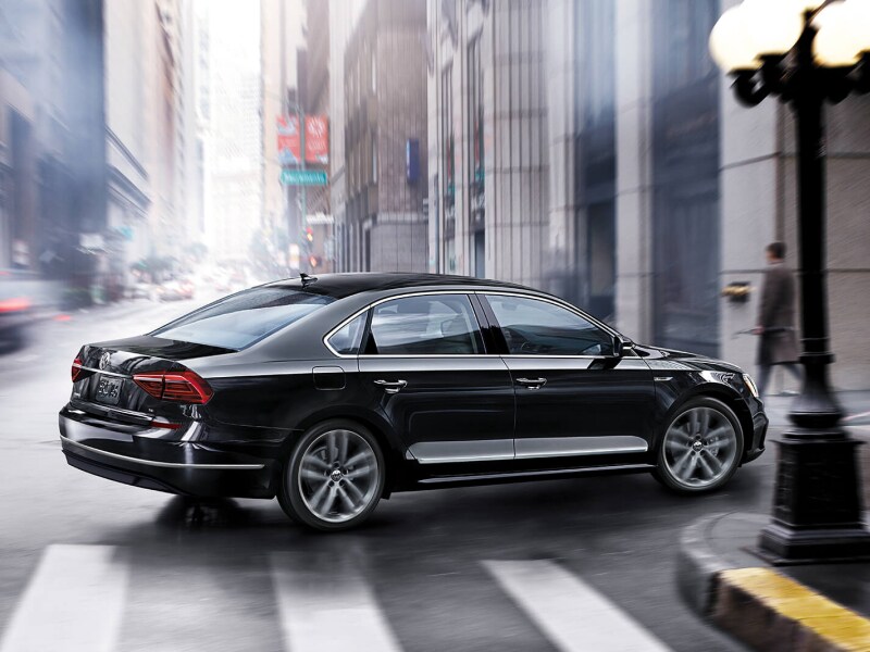 Green Volkswagen offers many specials and incentives towards Volkswagen vehicles and services near Sherman, IL