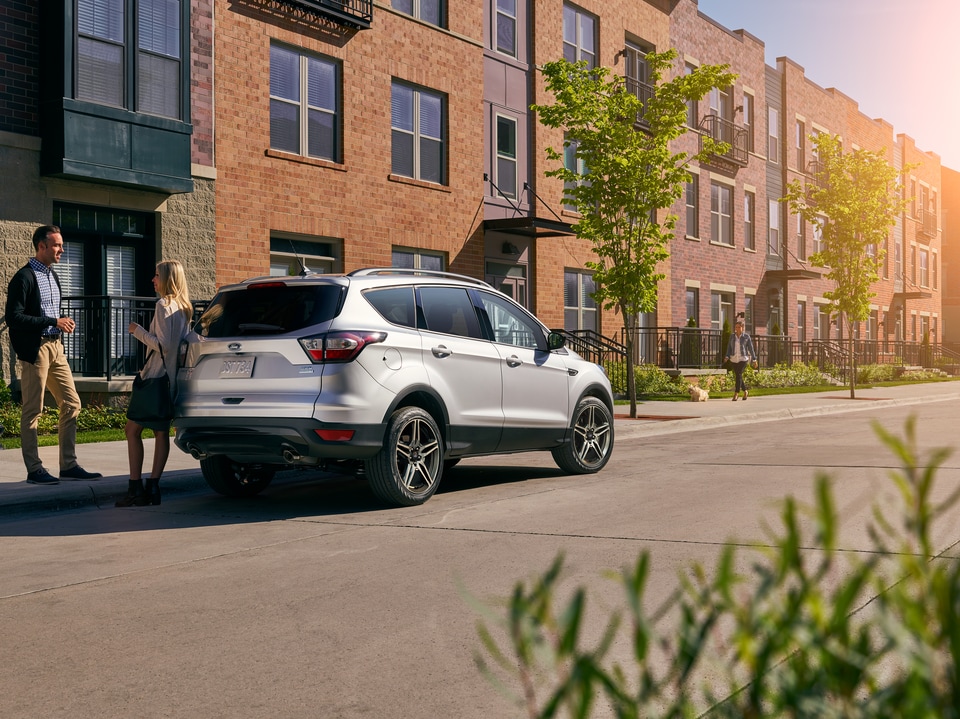 2019-Ford-Escape-SEL-SUV-L01.png
