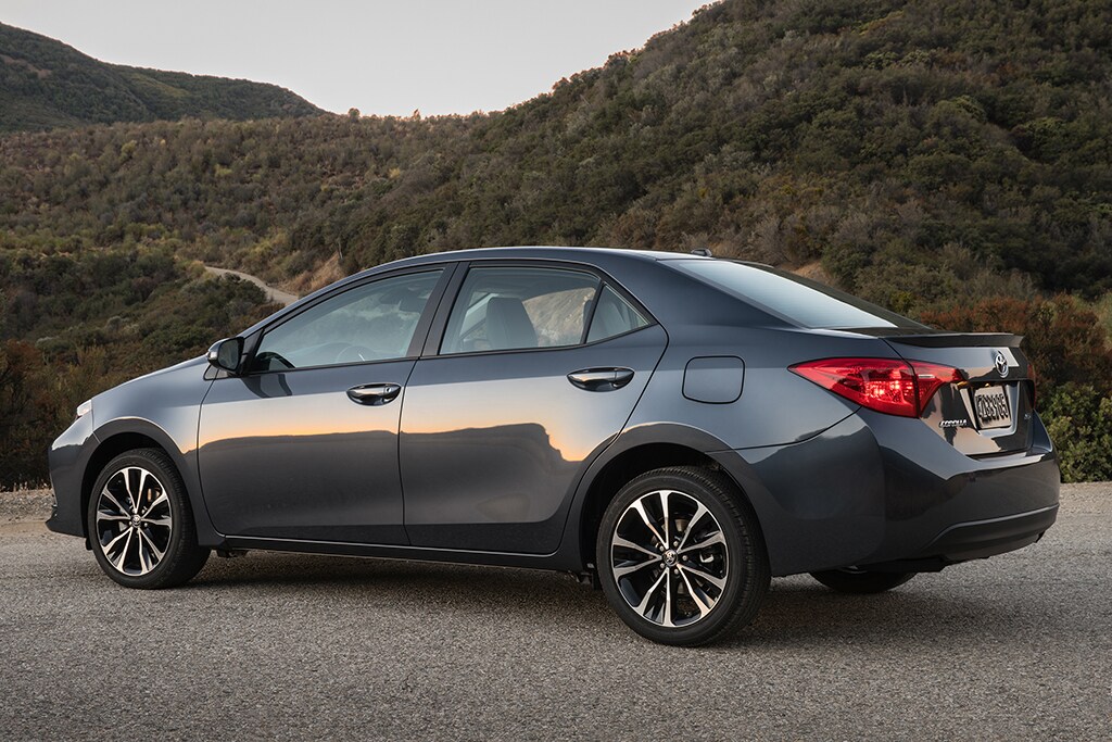 interior 2019 Toyota Corolla Exterior Side View