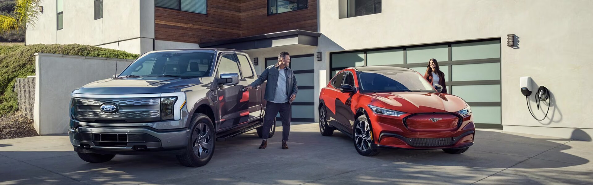Ford%20F150%20and%20Mustang%20parking%20charging.png Ford F150 and Mustang parking charging