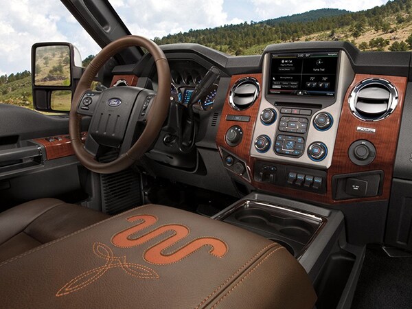 E7.jpg King Ranch F-250