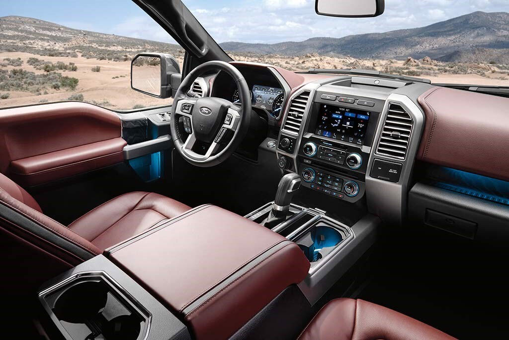 C4.jpg F-250 Interior