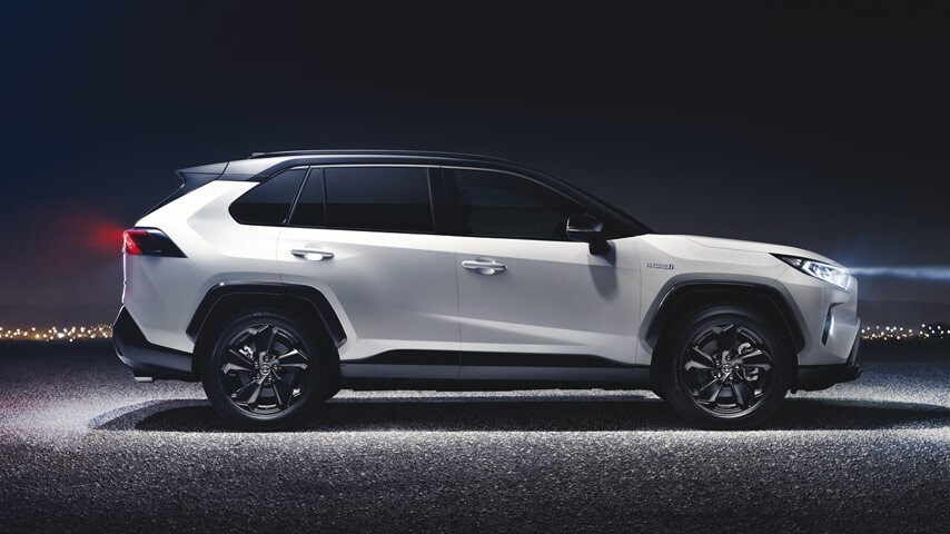 Toyota Rav 4.jpg