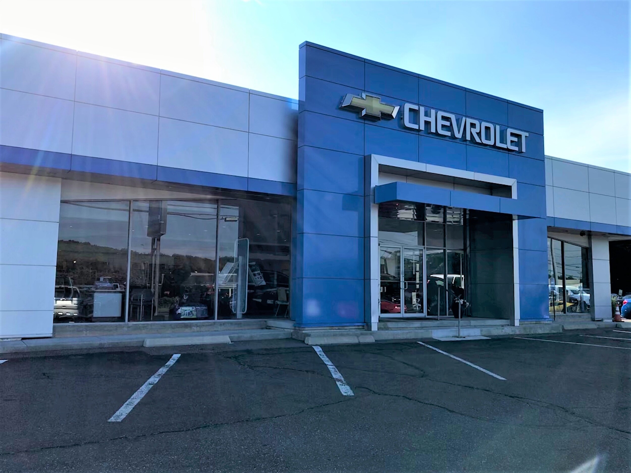 Front of Chevy.jpg