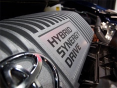 2010_toyota_prius_hybrid.jpg